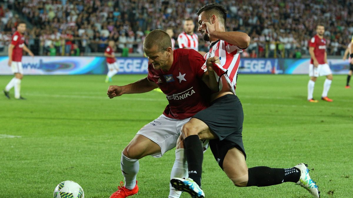 PAP / Stanisław Rozpędzik