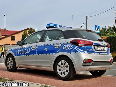 Straciła panowanie nad pojazdem i wjechała do rowu
