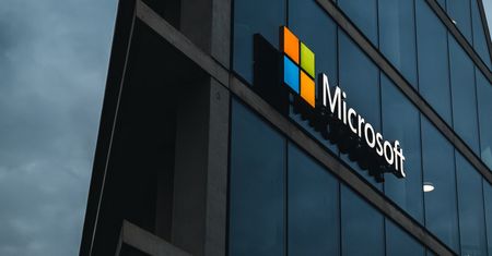Sztuczna inteligencja została uwolniona. Dzięki, Microsoft