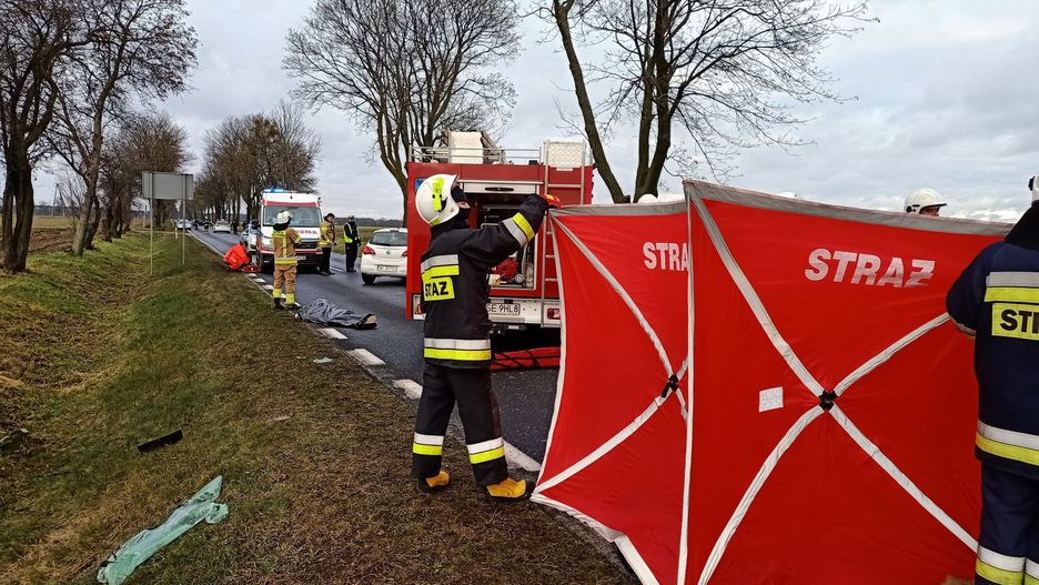 Mazowieckie. W akcji ratowniczej bierze udział 24 strażaków