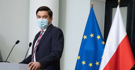 Co z nowymi obostrzeniami? Rzecznik Ministerstwa Zdrowia nie ma wątpliwości