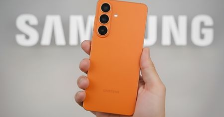 Apple zdecydował. Samsung nie podniesie cen smartfonów