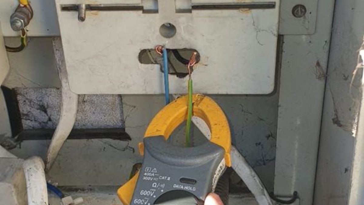 Kradli prąd. Zostali przyłapani