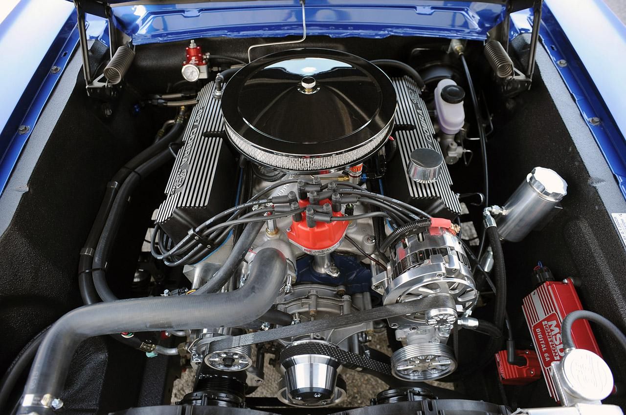 Classic Recreations 1966 Shelby GT350CR na efektownych zdjęciach [galeria] 47