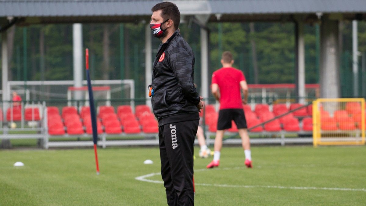 Materiały prasowe / Widzew.com / Na zdjęciu: trener Marcin Kaczmarek