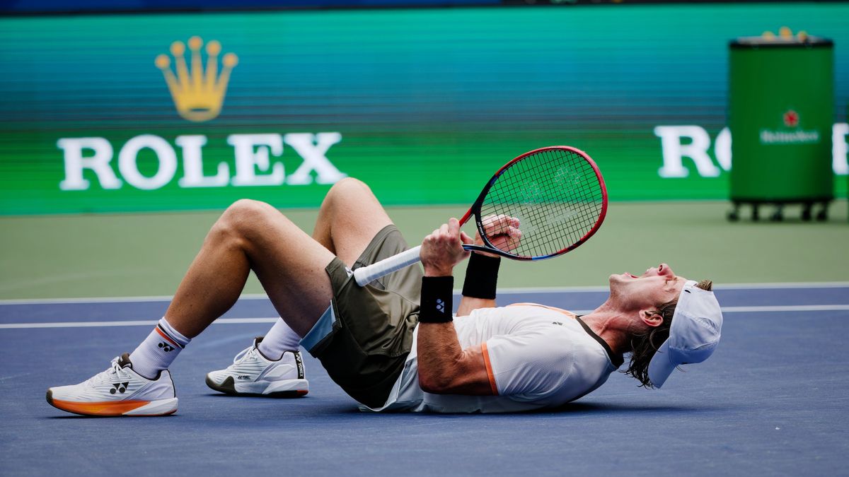 PAP/EPA / ALEX PLAVEVSKI / Na zdjęciu: Zizou Bergs