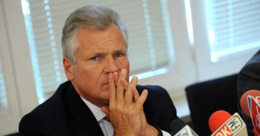 Kwaśniewski wspiera rząd. "To konieczność"