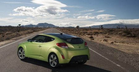 Hyundai Veloster nieco bardziej klasyczny