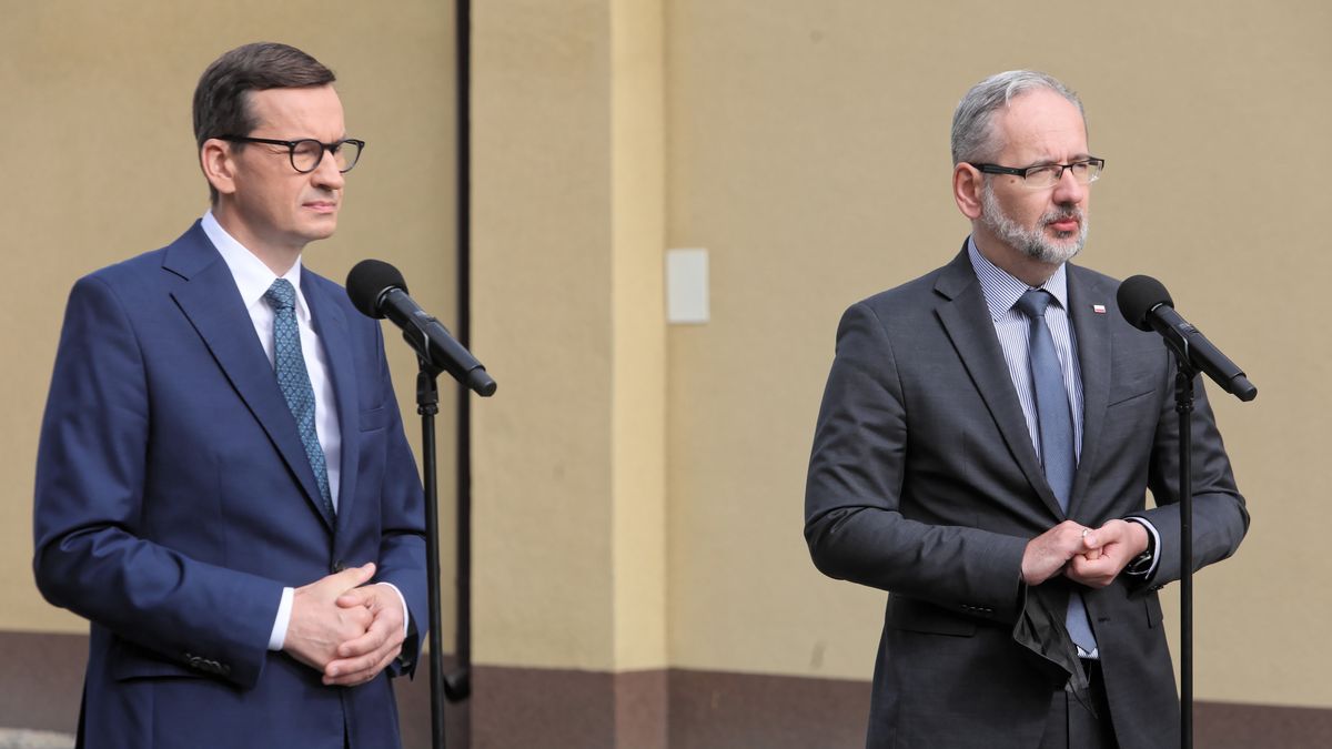 Mateusz Morawiecki, Adam Niedzielski 