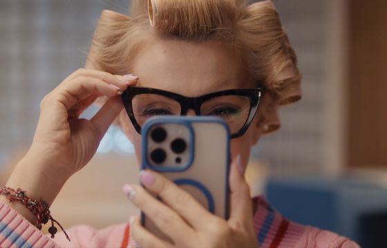 Gwiazdy TVN Style w salonie fryzjerskim. Tak stacja promuje start jesiennych premier