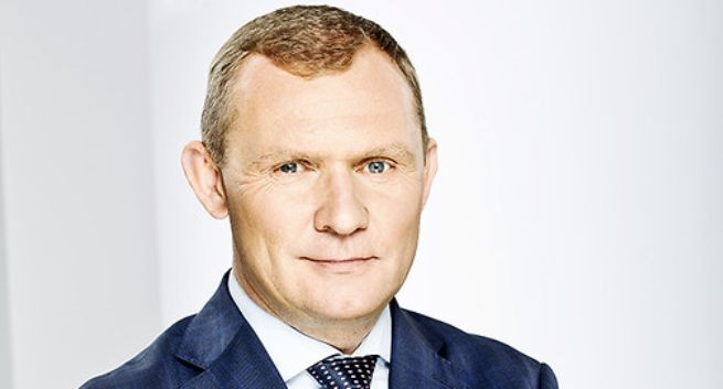 Menedżerowie Wirtualnej Polski kupują od Jarosława Mikosa 56 tys. akcji spółki za 2,5 mln zł