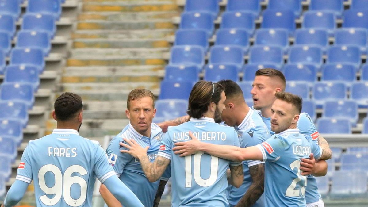 radość piłkarzy Lazio Rzym