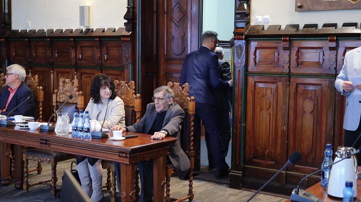 Chojnice: Opozycja kwestionuje wybór przewodniczącego rady