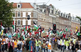 Przeszli ulicami Amsterdamu manifestując poparcie Palestyny