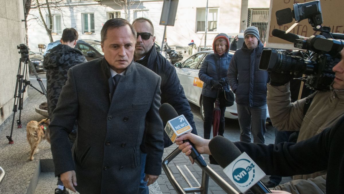 Leszek Czarnecki w prokuraturze
5.03.2019 Warszawa prokuratuta okregowa nnz Leszek Czarnecki fot Jacek Dominski/REPORTER n/z: Leszek Czarnecki
Jacek Dominski/REPORTER