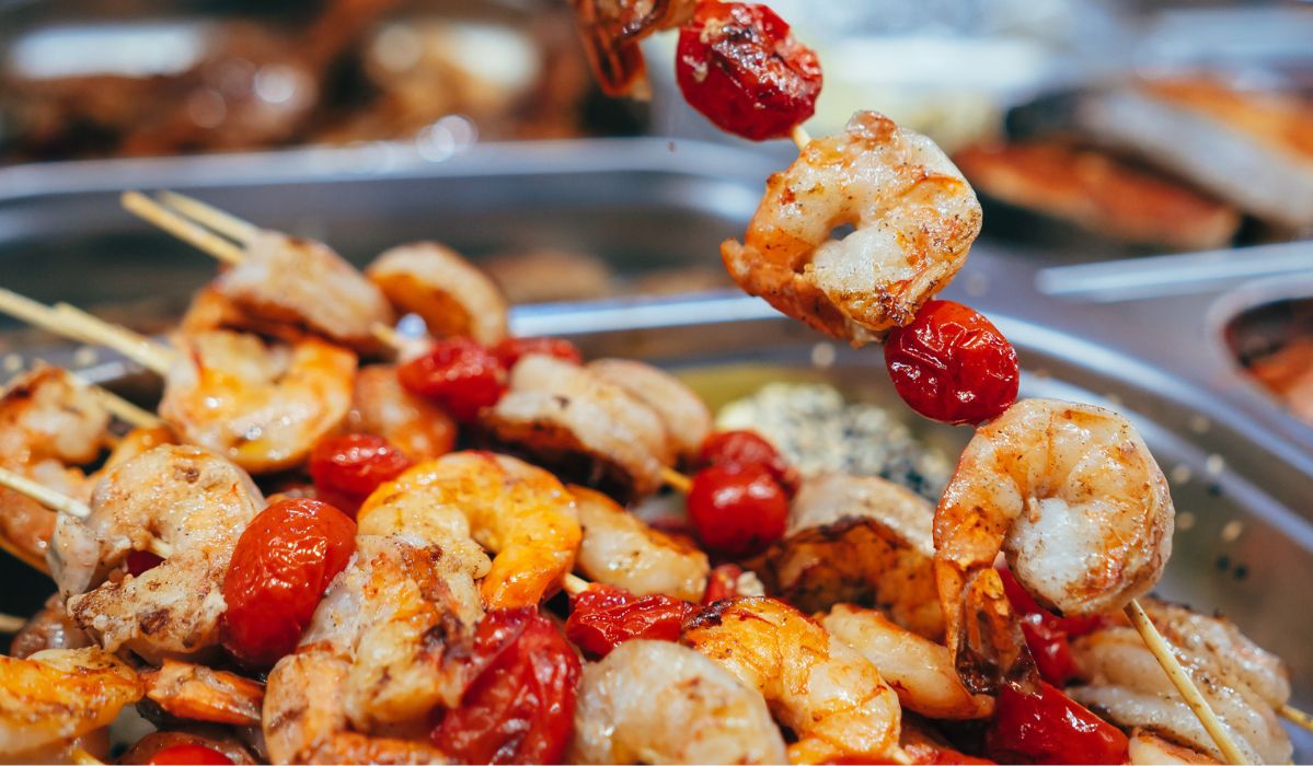 Grilled shrimp. This way you'll surprise your family.