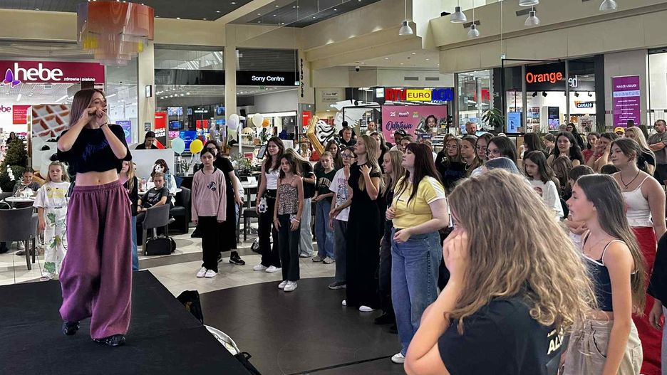 K POP FESTIVAL LODZ PASAZ