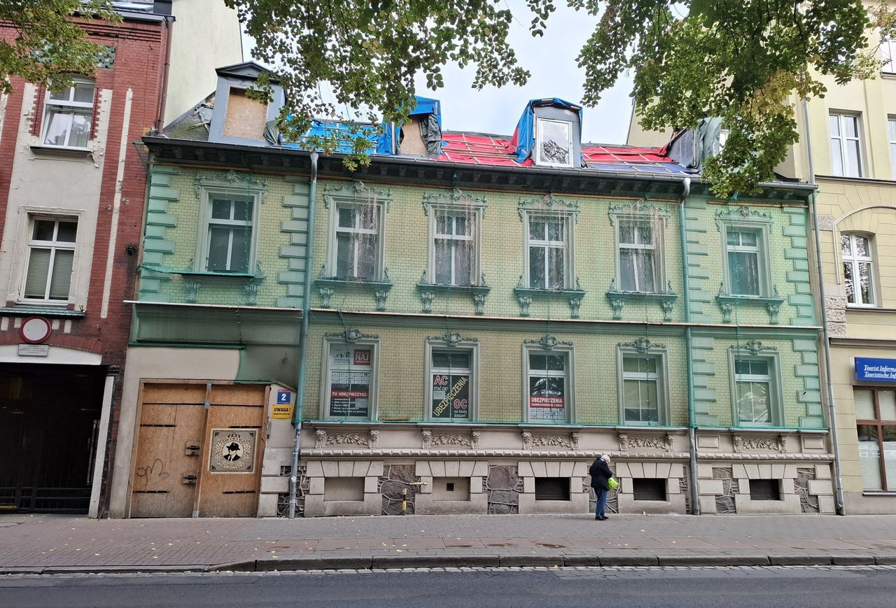 Słupsk: Co dalej z kamienicą przy ulicy Tuwima? Nie było chętnych na jej kupno