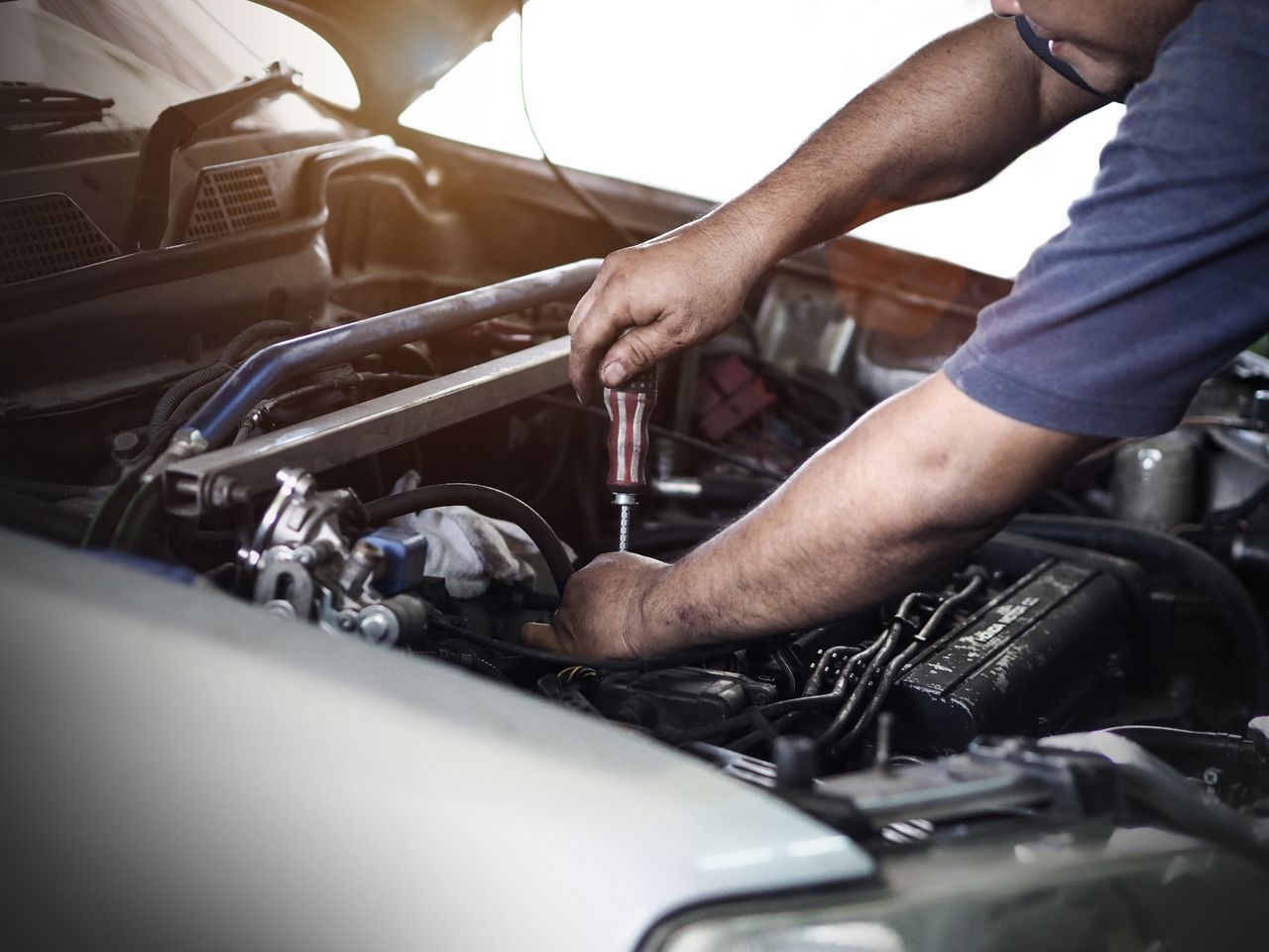 O istnieniu pompy vacum użytkownicy aut dowiadują się często dopiero wtedy, kiedy mechanik poinformuje o jej uszkodzeniu.