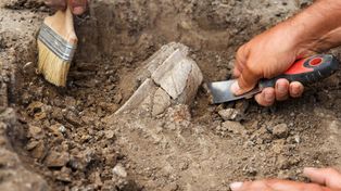 Bogdaniec: Budowa nowej remizy wstrzymana. Ziemia skrywała historię