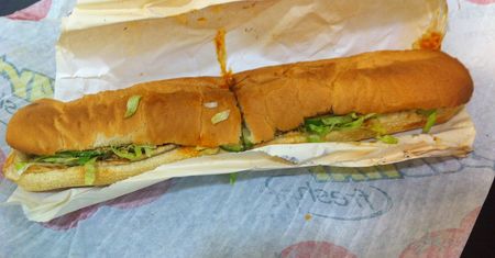 Kanapka Meatball Marinara na białym pieczywie (Subway)