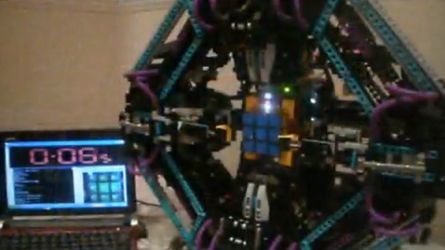 Robot który układa kostkę rubika w 12 sekund! [wideo] 1