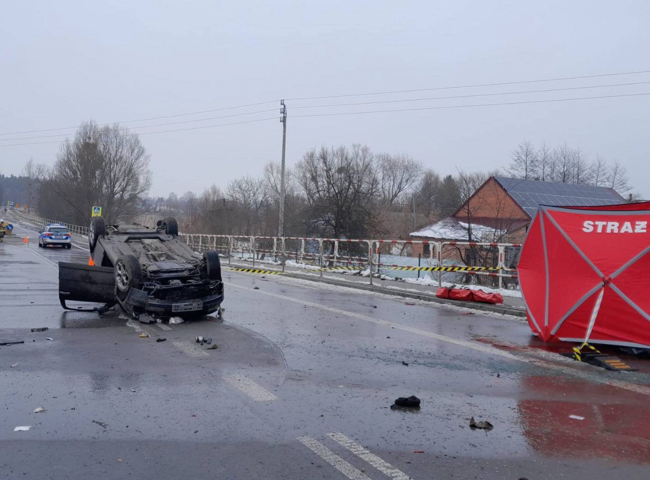 Śmiertelny wypadek pod Krasnymstawem. Nie żyją dwie osoby