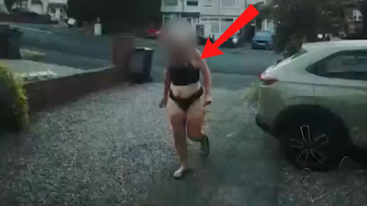 Półnaga kobieta ukradła mleko.