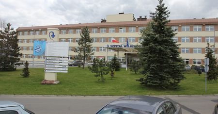 Bielsko-Biała. Mniej zakażeń, szpital likwiduje łóżka covidowe