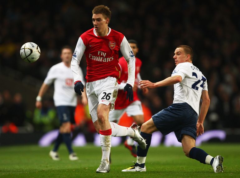 Nicklas Bendtner w meczu z Tottenhamem