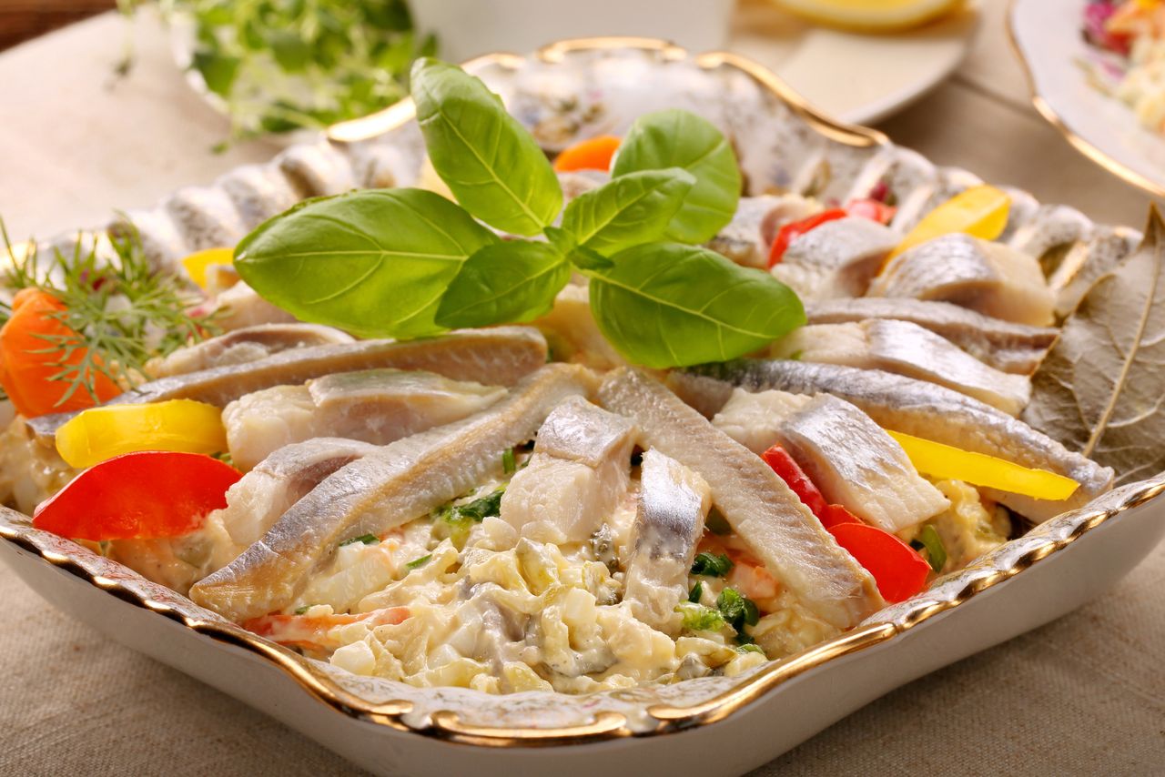 Czy w Wielką Sobotę można jeść już mięso? Ksiądz stawia sprawę jasno