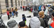 Romskie kapele opanowały Krupówki. Mieszkańcy mają ich dość