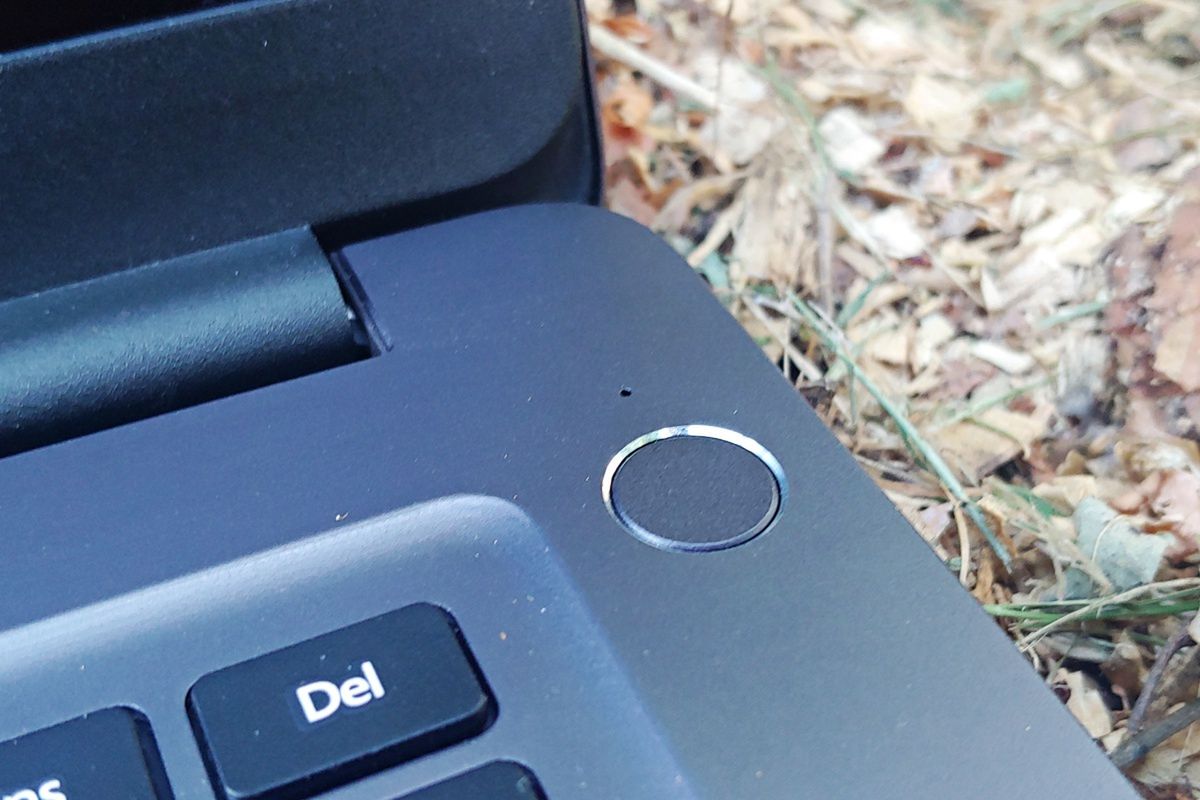 Test Huawei MateBook D. Obudowa i matryca na piątkę z plusem 3