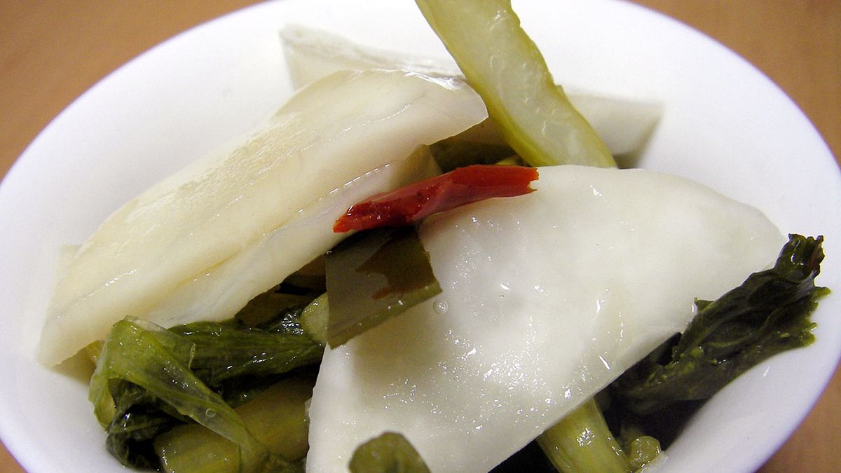 Mrożona rzepa z liśćmi