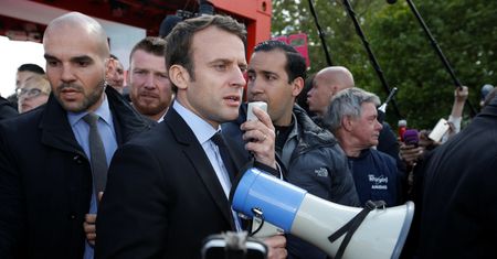 Wybory we Francji. Macron i Le Pen walczą o głosy w fabryce, która przenosi produkcję do Polski