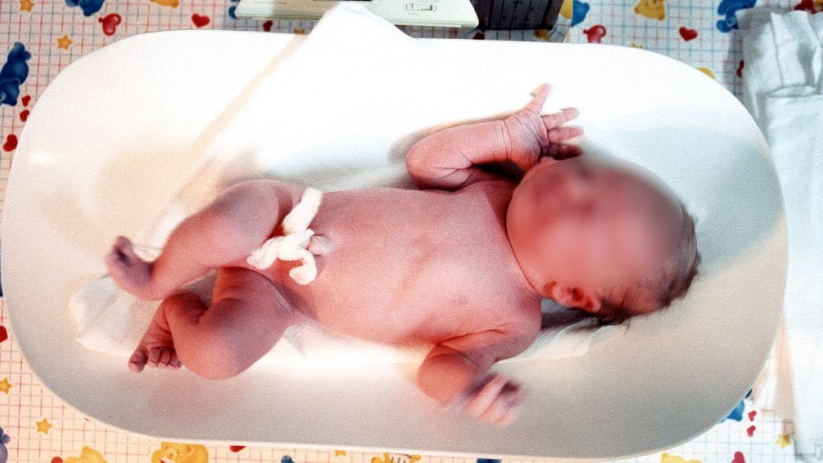 Noworodek. Zdjęcie ilustracyjne