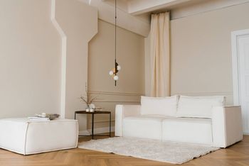 Usuń je z mieszkania. Projektanci podpowiadają, co psuje klimat we wnętrzach