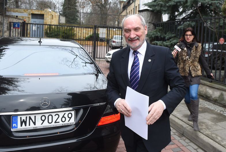 Macierewicz: jeszcze w czerwcu przyleci pierwszy samolot dla VIP-ów