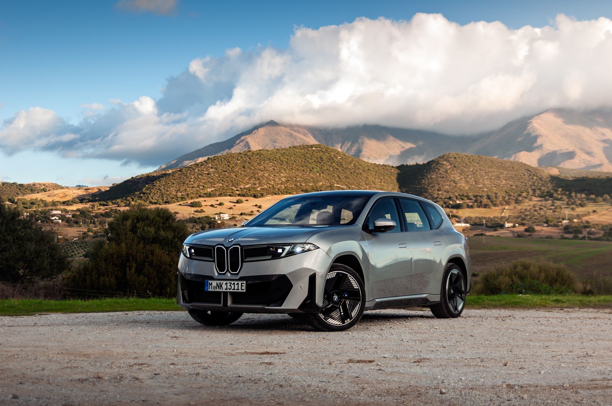 BMW iX3 50 xDrive (2025) - test, pierwsza jazda, recenzja