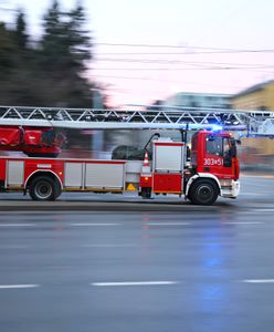 Czarny dym nad śląskim miastem. Straż apeluje do mieszkańców