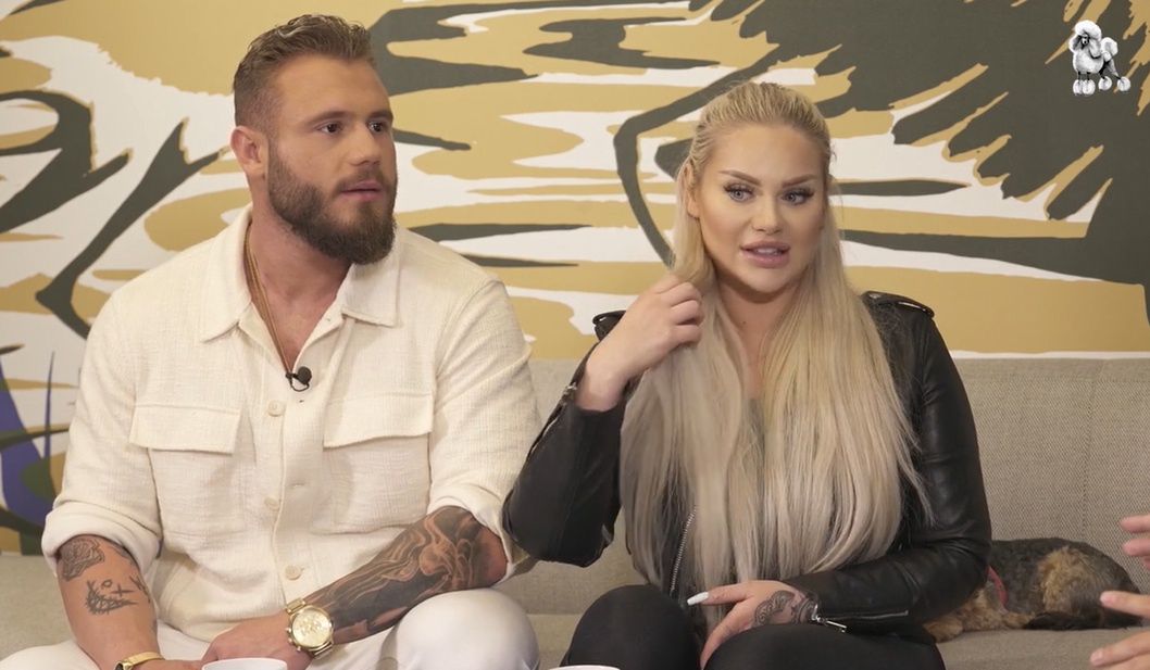 Ewel0na i Arnold w rozmowie z Pudelkiem 