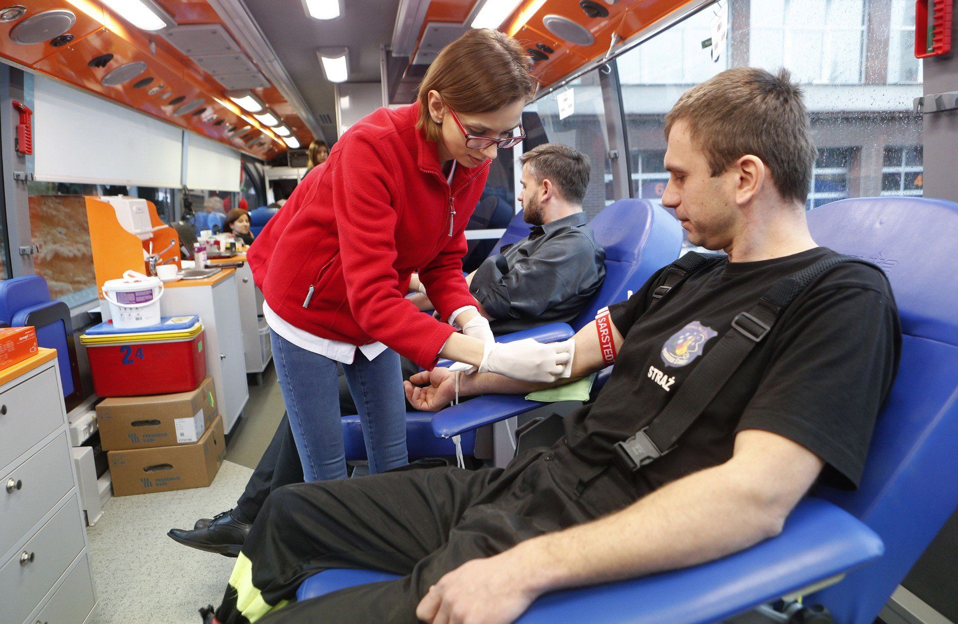 Mobilne punkty poboru krwi zaparkują przy remizie Ochotniczej Straży Pożarnej w Kamieńcu oraz przy remizie Ochotniczej Straży Pożarnej w Rakoniewicach już w niedzielę, 3 sierpnia
