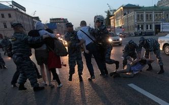 Protesty w Rosji nie gasną. Choć likwidują obozy demonstrantów