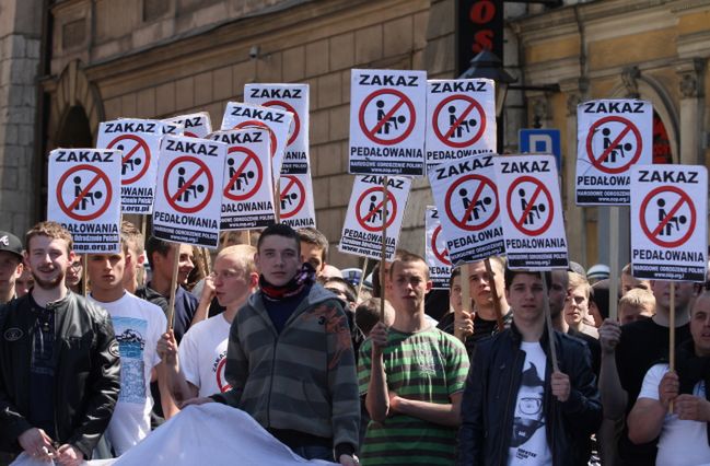 Marsz Równości w Krakowie. Pilnowało pół tysiąca policjantów