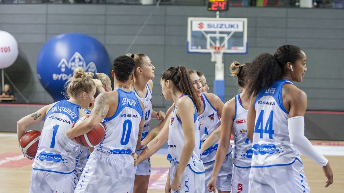 Materiały prasowe / Ryszard Wszołek / Na zdjęciu: koszykarki Basket 25 Bydgoszcz