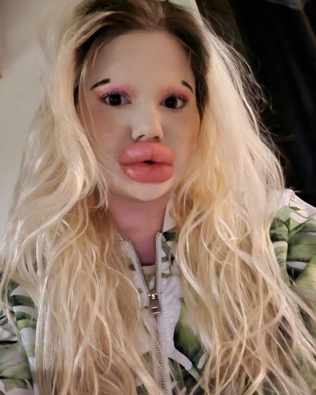 Andrea Ivanova, znana jako "bułgarska Barbie"