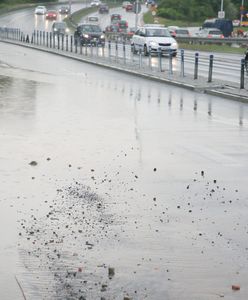 Warszawa. Wisłostrada zalana po ulewie