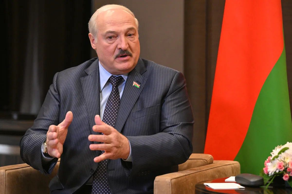 Lukashenka accuses US of pushing Ukraine to war, urges peace talks