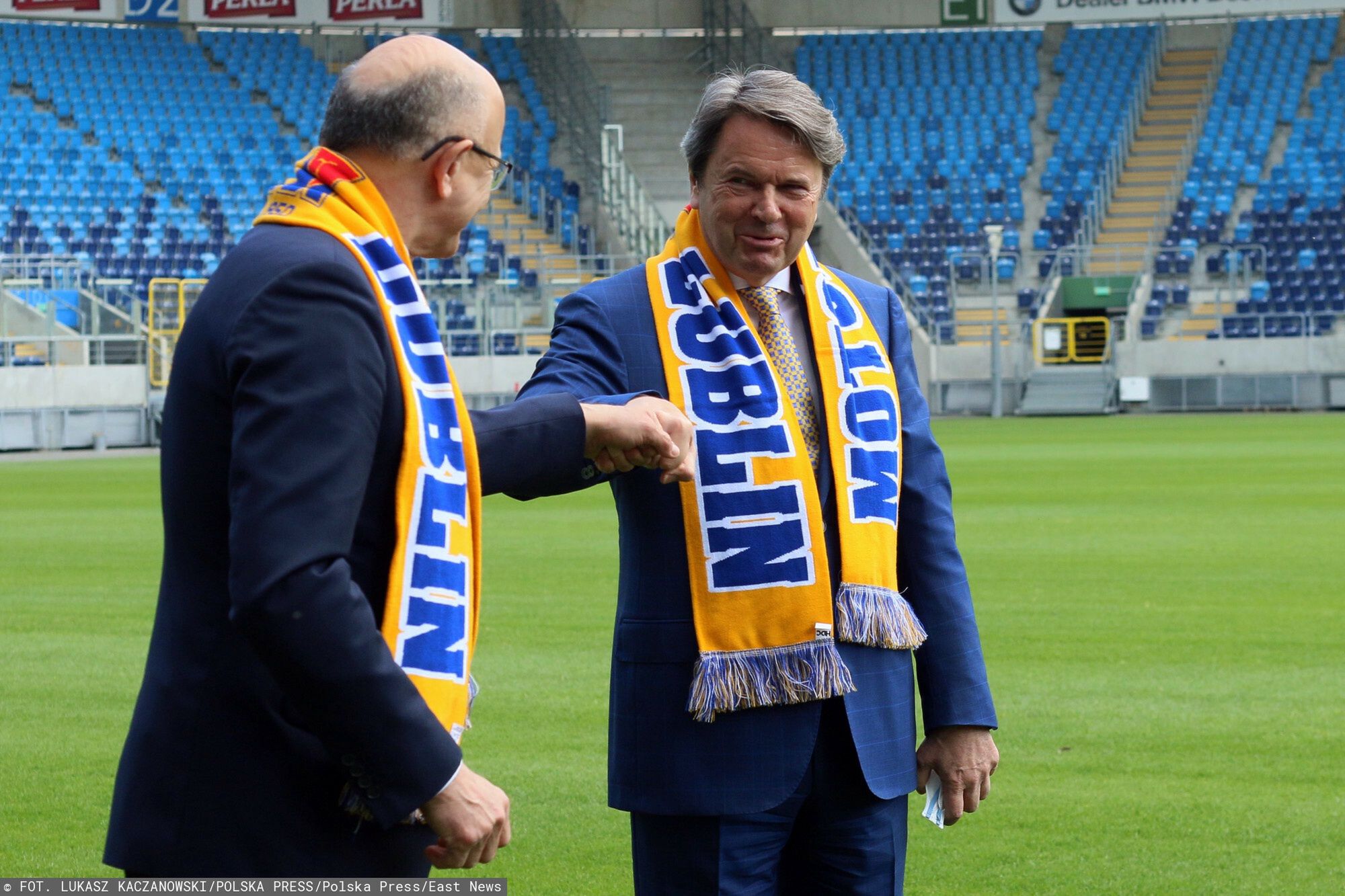 Jakubas jest fanem piłki. W 2020 roku wspomógł Motor Lublin 