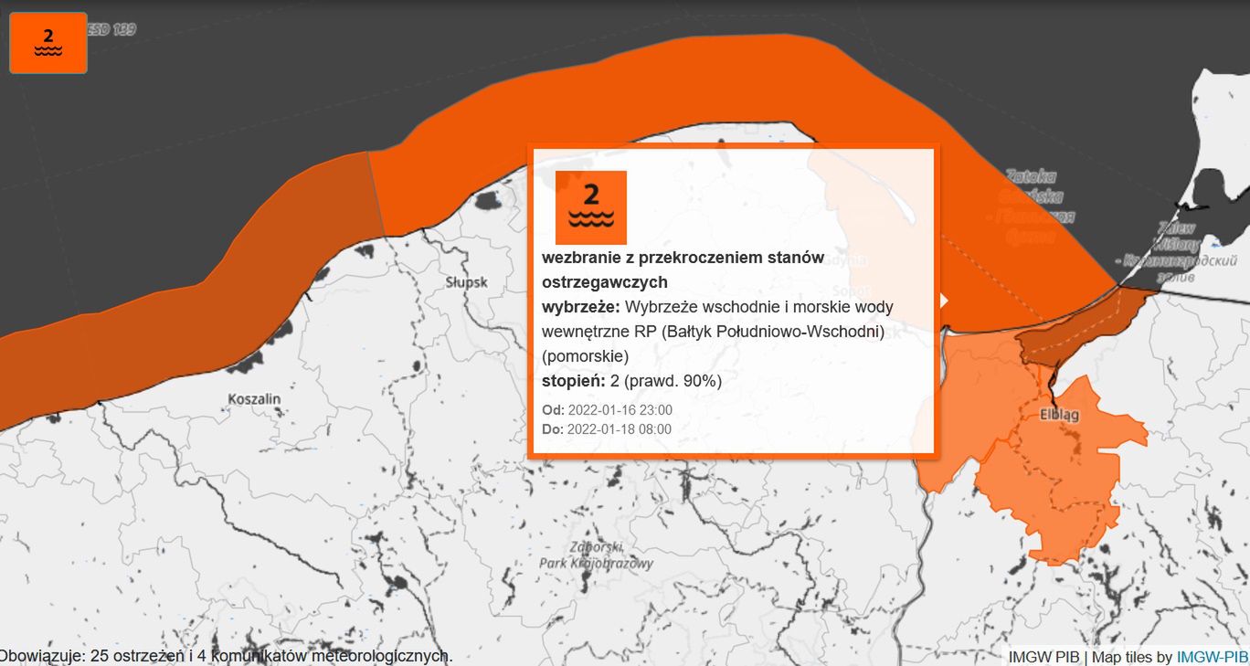 Screen z mapy z ostrzeżeniami hydrologicznymi dla północnej Polski